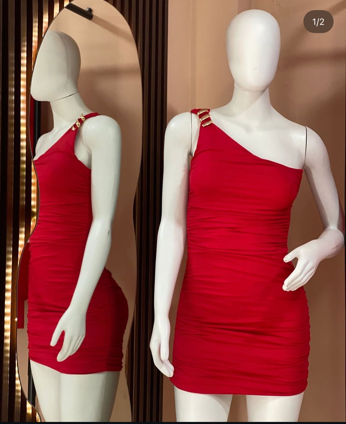 Vestido corto una manga